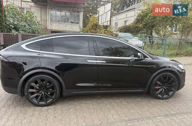 Позашляховик / Кросовер Tesla Model X 2019 в 