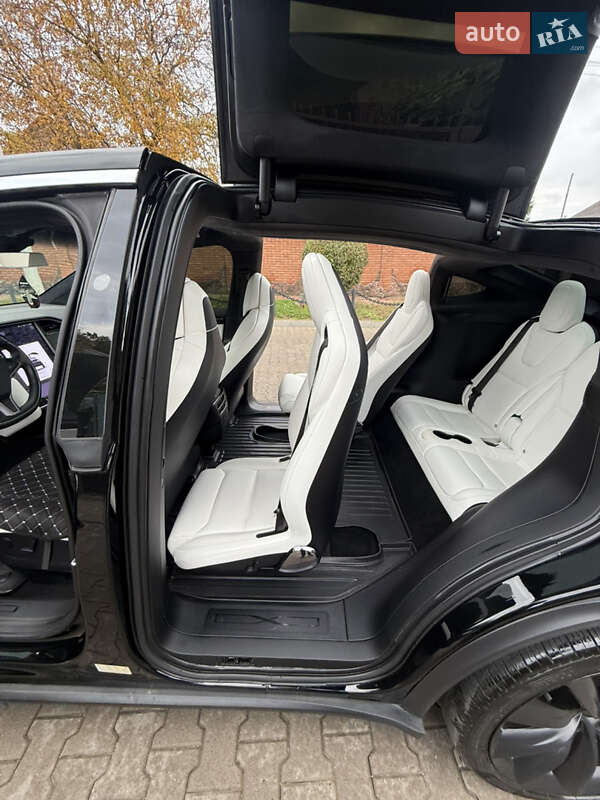 Позашляховик / Кросовер Tesla Model X 2019 в Львові