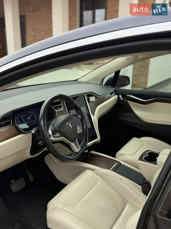 Внедорожник / Кроссовер Tesla Model X 2018 в Одессе