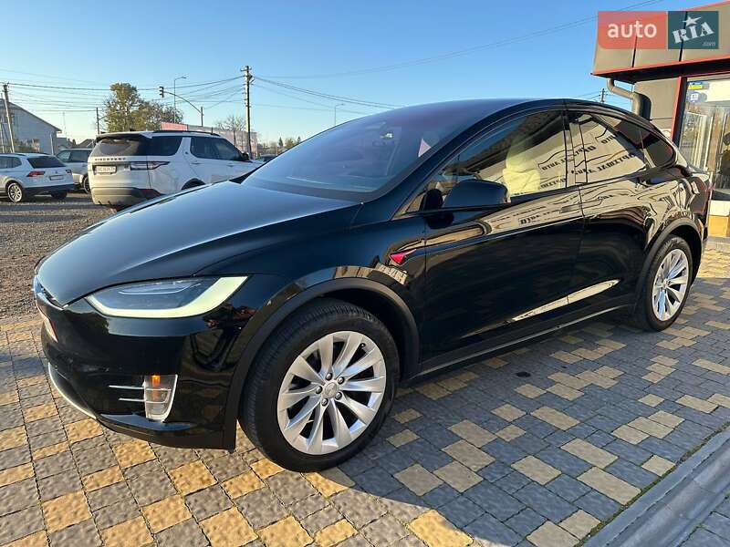 Внедорожник / Кроссовер Tesla Model X 2017 в Львове фото 12 Внедорожник / Кроссовер Tesla Model X 2017 в Львове