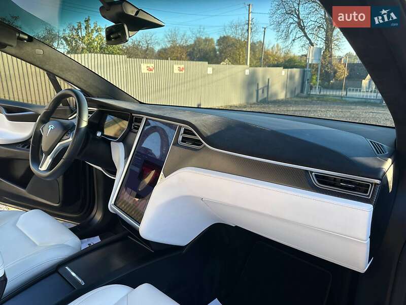 Внедорожник / Кроссовер Tesla Model X 2017 в Львове фото 25 Внедорожник / Кроссовер Tesla Model X 2017 в Львове