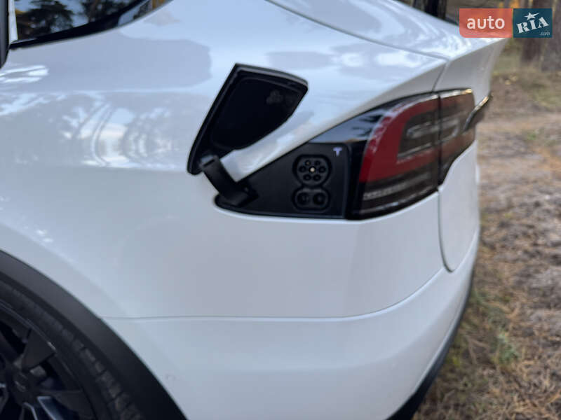 Внедорожник / Кроссовер Tesla Model X 2022 в Черкассах