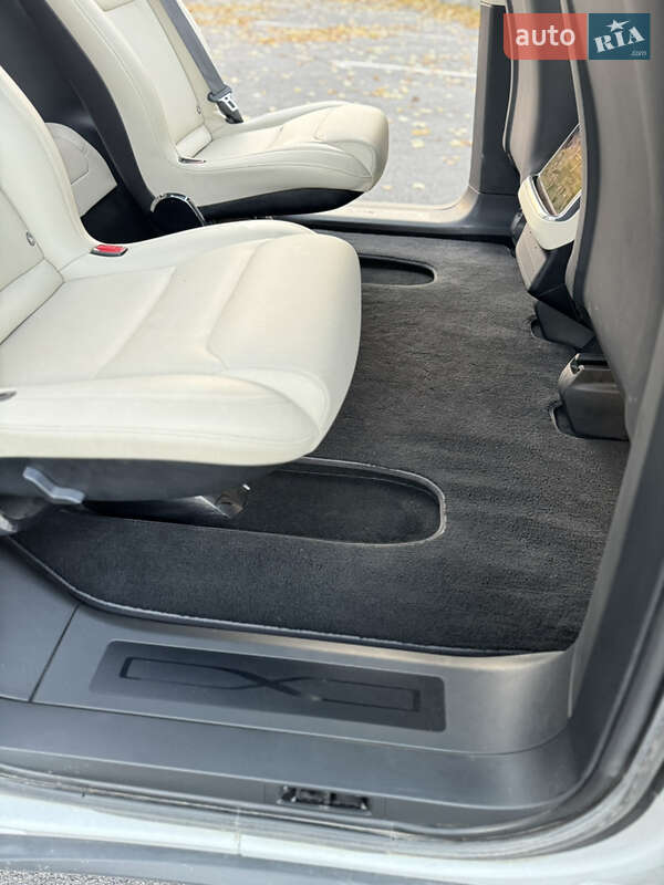 Внедорожник / Кроссовер Tesla Model X 2022 в Виннице