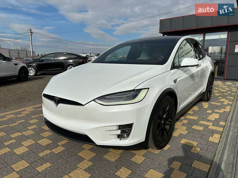 Внедорожник / Кроссовер Tesla Model X 2016 в Львове фото 13 Внедорожник / Кроссовер Tesla Model X 2016 в Львове