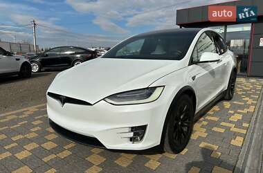 Позашляховик / Кросовер Tesla Model X 2016 в 