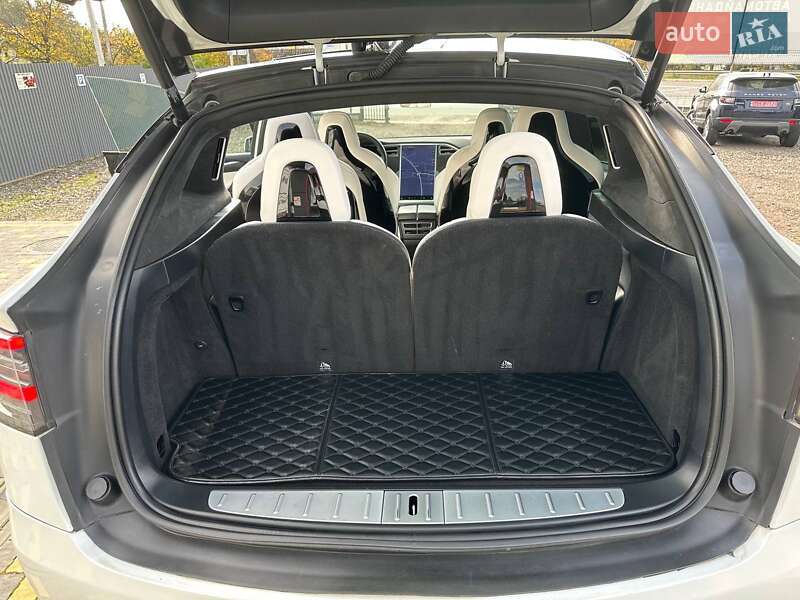 Внедорожник / Кроссовер Tesla Model X 2016 в Львове фото 21 Внедорожник / Кроссовер Tesla Model X 2016 в Львове