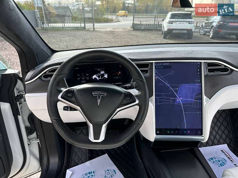 Внедорожник / Кроссовер Tesla Model X 2016 в Львове фото 29 Внедорожник / Кроссовер Tesla Model X 2016 в Львове