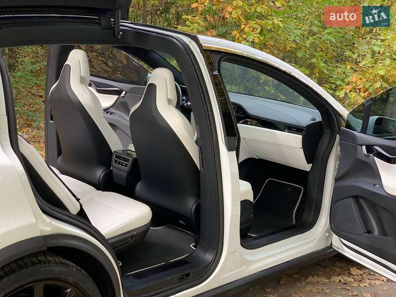 Позашляховик / Кросовер Tesla Model X 2019 в Львові фото 14 Позашляховик / Кросовер Tesla Model X 2019 в Львові