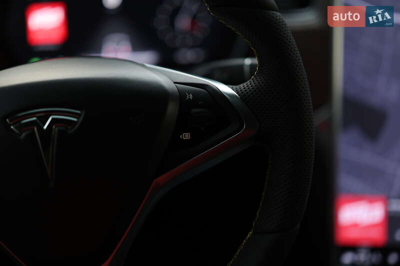 Внедорожник / Кроссовер Tesla Model X 2016 в Ивано-Франковске фото 14 Внедорожник / Кроссовер Tesla Model X 2016 в Ивано-Франковске