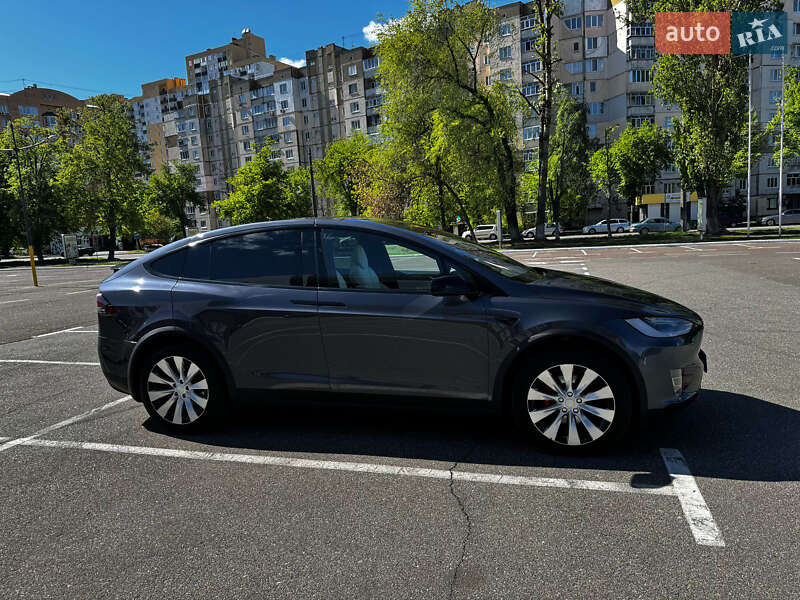 Позашляховик / Кросовер Tesla Model X 2019 в Києві фото 8 Позашляховик / Кросовер Tesla Model X 2019 в Києві