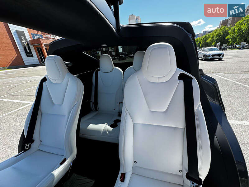 Позашляховик / Кросовер Tesla Model X 2019 в Києві фото 22 Позашляховик / Кросовер Tesla Model X 2019 в Києві