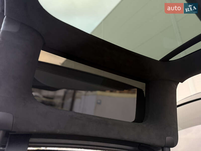 Позашляховик / Кросовер Tesla Model X 2017 в Львові