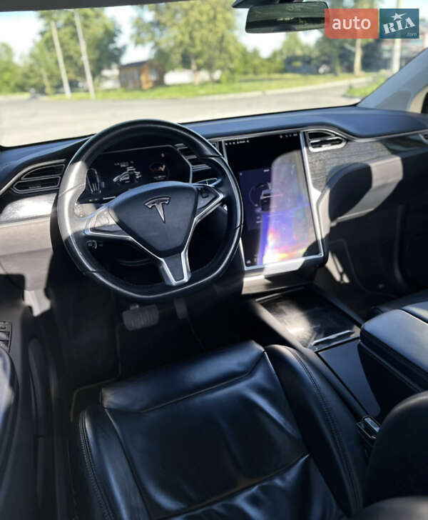 Внедорожник / Кроссовер Tesla Model X 2017 в Чернигове фото 9 Внедорожник / Кроссовер Tesla Model X 2017 в Чернигове
