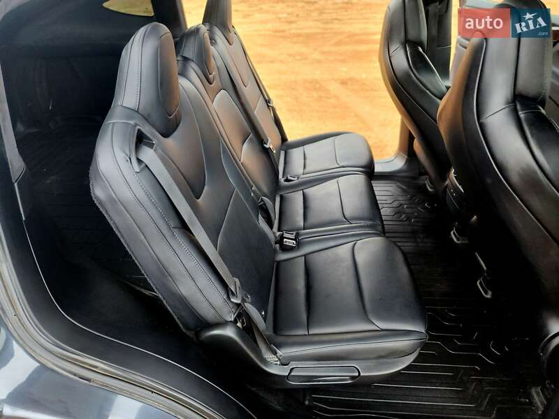 Внедорожник / Кроссовер Tesla Model X 2018 в Одессе