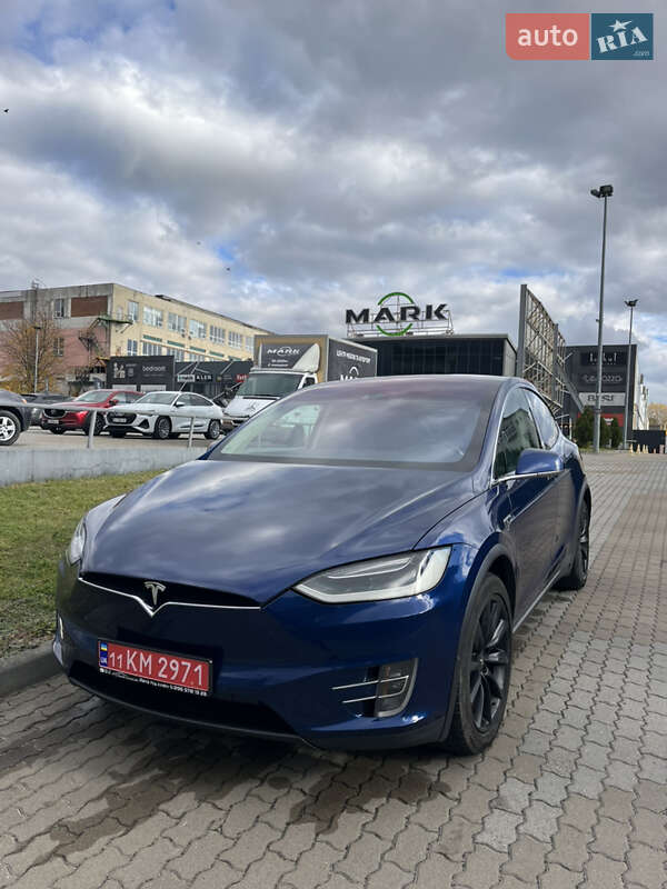 Позашляховик / Кросовер Tesla Model X 2016 в Львові фото 34 Позашляховик / Кросовер Tesla Model X 2016 в Львові
