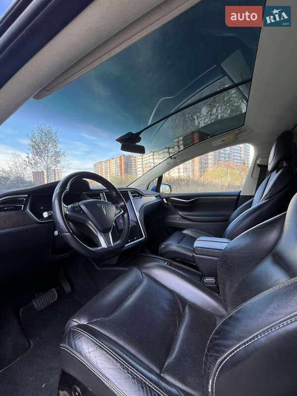 Позашляховик / Кросовер Tesla Model X 2016 в Львові фото 51 Позашляховик / Кросовер Tesla Model X 2016 в Львові