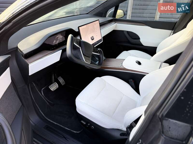 Позашляховик / Кросовер Tesla Model X 2022 в Чернівцях