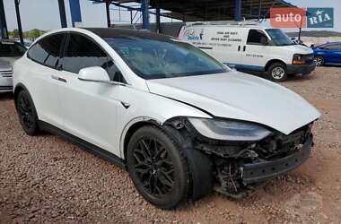 Внедорожник / Кроссовер Tesla Model X 2019 в Киеве