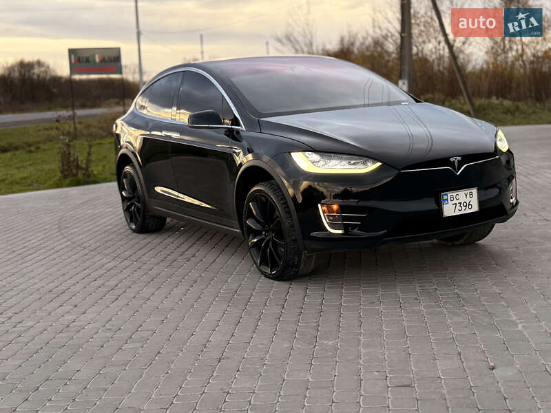 Внедорожник / Кроссовер Tesla Model X 2018 в Дрогобыче фото 16 Внедорожник / Кроссовер Tesla Model X 2018 в Дрогобыче