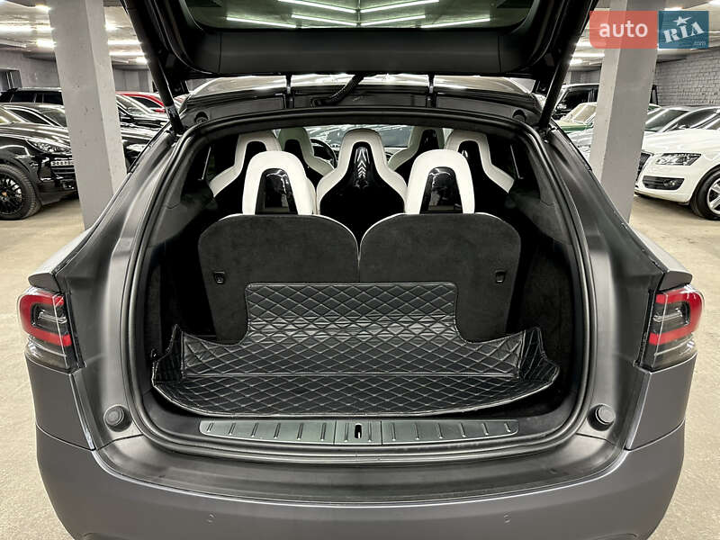 Позашляховик / Кросовер Tesla Model X 2016 в Харкові фото 20 Позашляховик / Кросовер Tesla Model X 2016 в Харкові