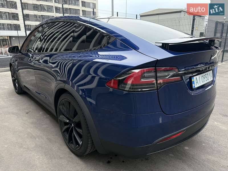 Позашляховик / Кросовер Tesla Model X 2019 в Києві