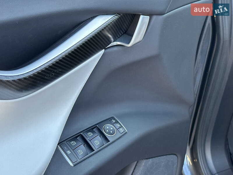 Внедорожник / Кроссовер Tesla Model X 2016 в Одессе фото 66 Внедорожник / Кроссовер Tesla Model X 2016 в Одессе