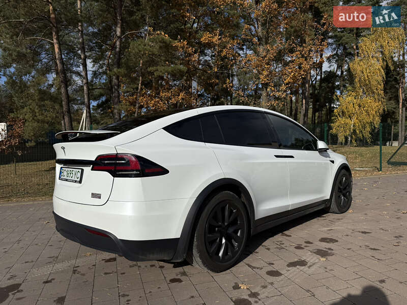 Позашляховик / Кросовер Tesla Model X 2022 в Новояворівську