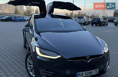 Внедорожник / Кроссовер Tesla Model X 2017 в Киеве