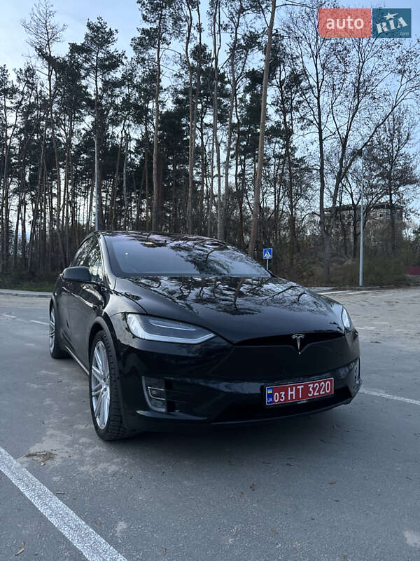 Позашляховик / Кросовер Tesla Model X 2017 в Житомирі фото Позашляховик / Кросовер Tesla Model X 2017 в Житомирі