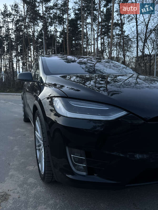 Позашляховик / Кросовер Tesla Model X 2017 в Житомирі фото 9 Позашляховик / Кросовер Tesla Model X 2017 в Житомирі