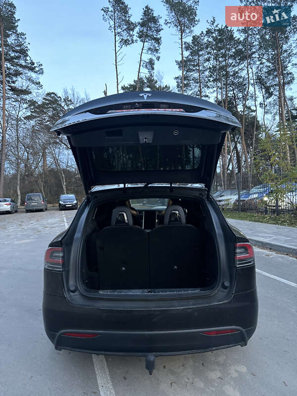 Позашляховик / Кросовер Tesla Model X 2017 в Житомирі фото 30 Позашляховик / Кросовер Tesla Model X 2017 в Житомирі