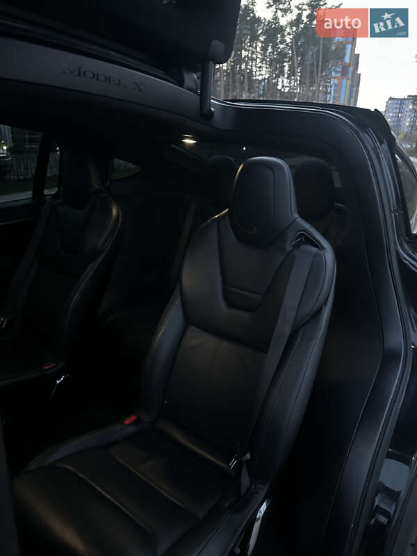 Позашляховик / Кросовер Tesla Model X 2017 в Житомирі фото 36 Позашляховик / Кросовер Tesla Model X 2017 в Житомирі