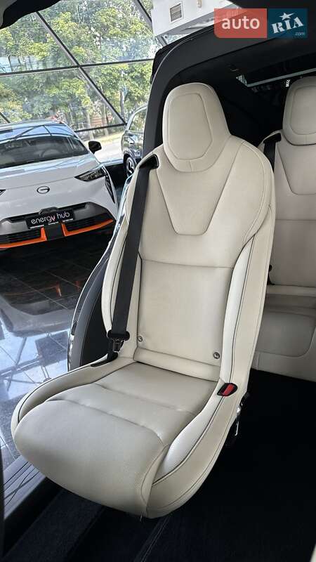 Позашляховик / Кросовер Tesla Model X 2023 в Дніпрі