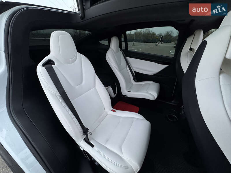 Внедорожник / Кроссовер Tesla Model X 2018 в Киеве