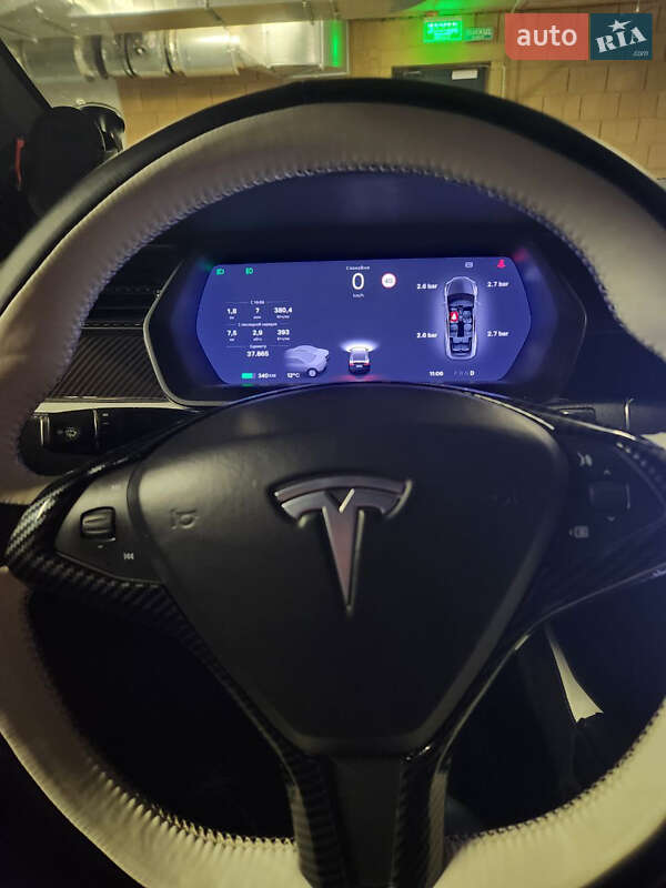 Внедорожник / Кроссовер Tesla Model X 2020 в Киеве