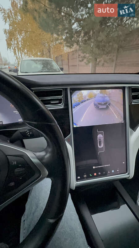 Внедорожник / Кроссовер Tesla Model X 2016 в Киеве фото 6 Внедорожник / Кроссовер Tesla Model X 2016 в Киеве