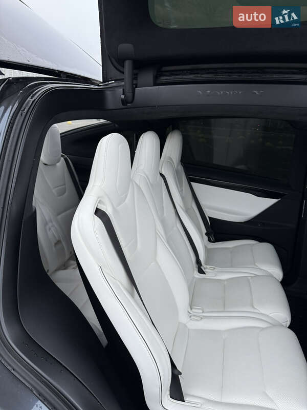 Внедорожник / Кроссовер Tesla Model X 2016 в Киеве фото 19 Внедорожник / Кроссовер Tesla Model X 2016 в Киеве