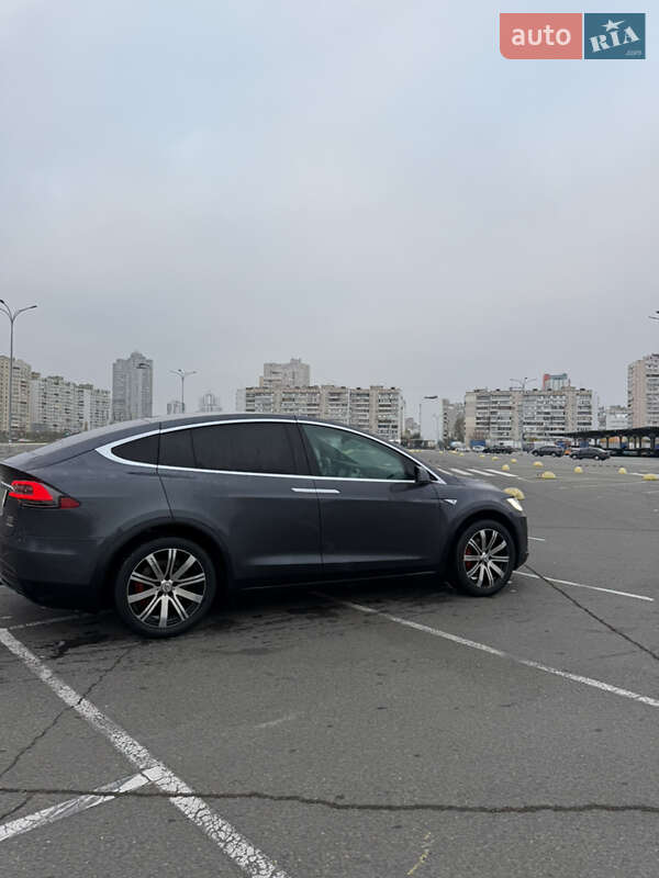 Внедорожник / Кроссовер Tesla Model X 2016 в Киеве фото 23 Внедорожник / Кроссовер Tesla Model X 2016 в Киеве