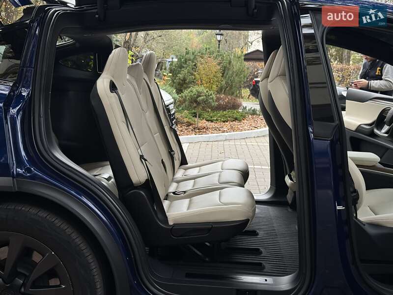 Позашляховик / Кросовер Tesla Model X 2022 в Києві