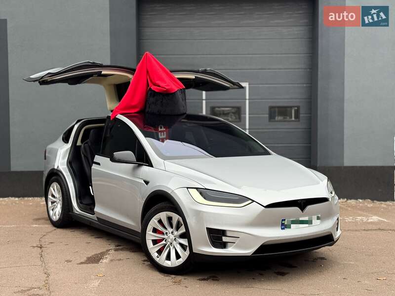Tesla Model X 2016