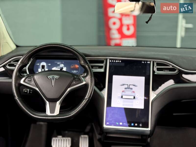 Внедорожник / Кроссовер Tesla Model X 2016 в Киеве