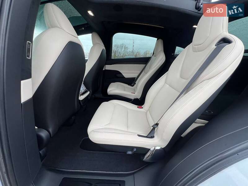 Позашляховик / Кросовер Tesla Model X 2023 в Києві