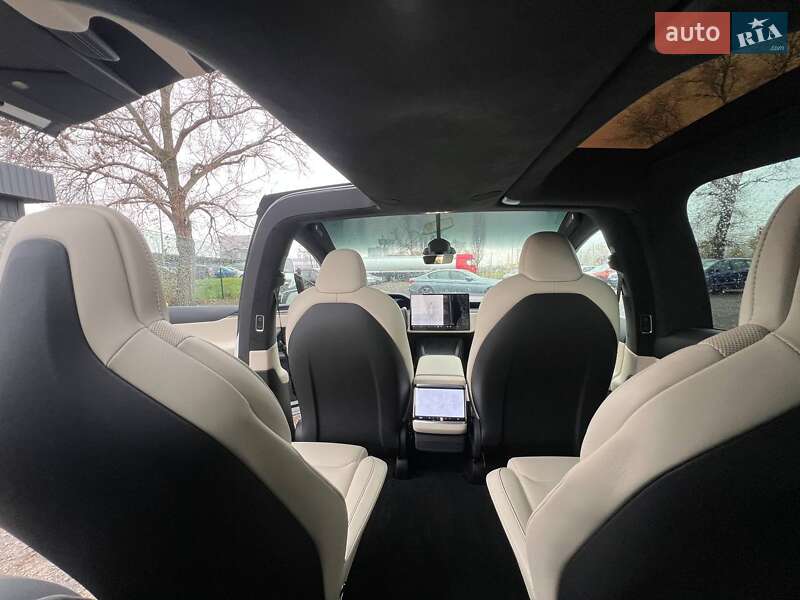 Позашляховик / Кросовер Tesla Model X 2023 в Києві