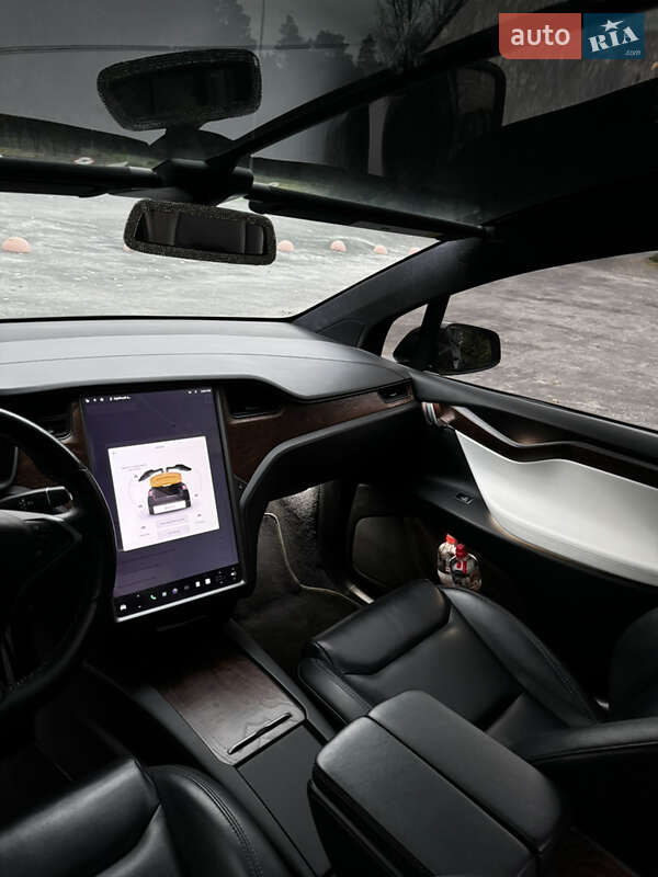 Позашляховик / Кросовер Tesla Model X 2020 в Києві