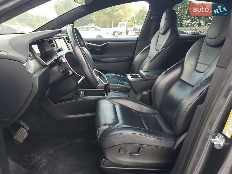 Внедорожник / Кроссовер Tesla Model X 2017 в Полтаве