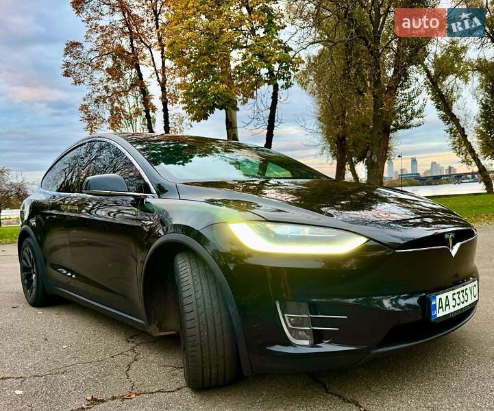 Позашляховик / Кросовер Tesla Model X 2019 в Києві фото 3 Позашляховик / Кросовер Tesla Model X 2019 в Києві