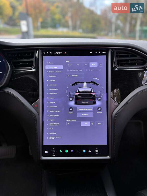 Позашляховик / Кросовер Tesla Model X 2019 в Києві фото 22 Позашляховик / Кросовер Tesla Model X 2019 в Києві