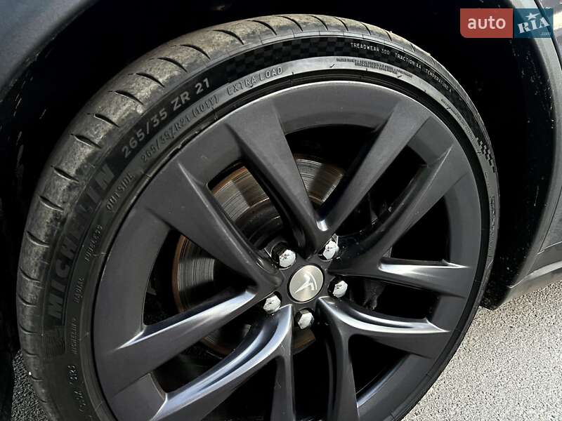 Внедорожник / Кроссовер Tesla Model X 2019 в Харькове