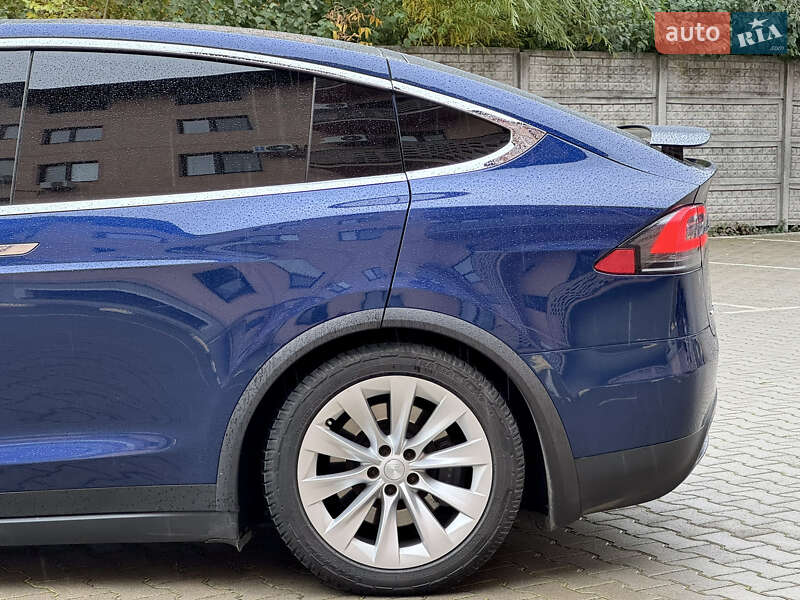 Позашляховик / Кросовер Tesla Model X 2017 в Ужгороді фото 3 Позашляховик / Кросовер Tesla Model X 2017 в Ужгороді