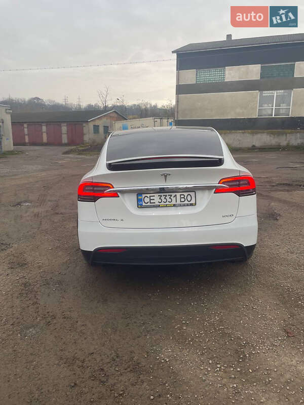 Внедорожник / Кроссовер Tesla Model X 2017 в Черновцах